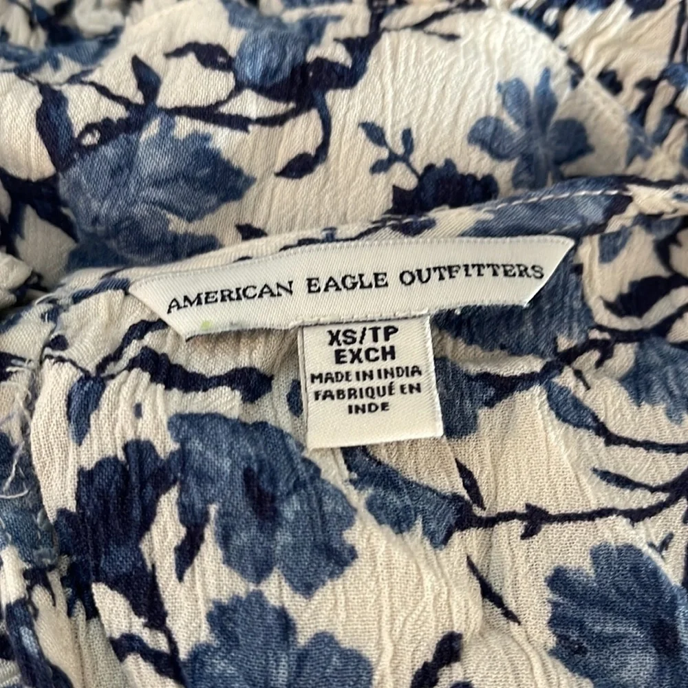 American Eagle Floral Romper Long Sleeves XS Boho Fall Lace up Bell Sleeve